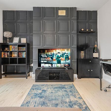 Spacious One Bedroom Private Flat In Brixton +Wifi Лондон Екстер'єр фото