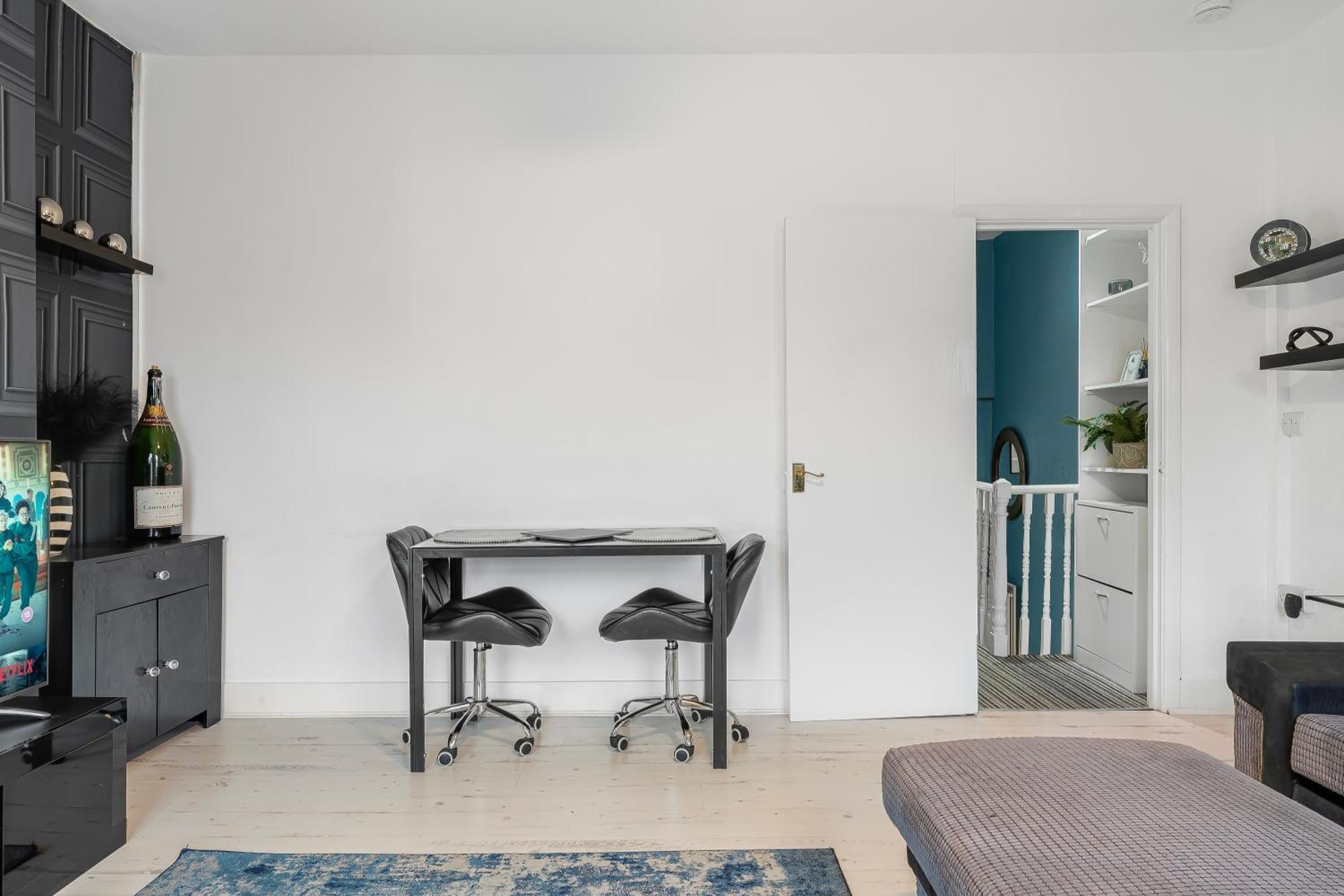 Spacious One Bedroom Private Flat In Brixton +Wifi Лондон Екстер'єр фото